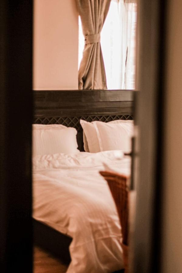 Pancha Buddha Service Apartments And Rooms 카트만두 외부 사진