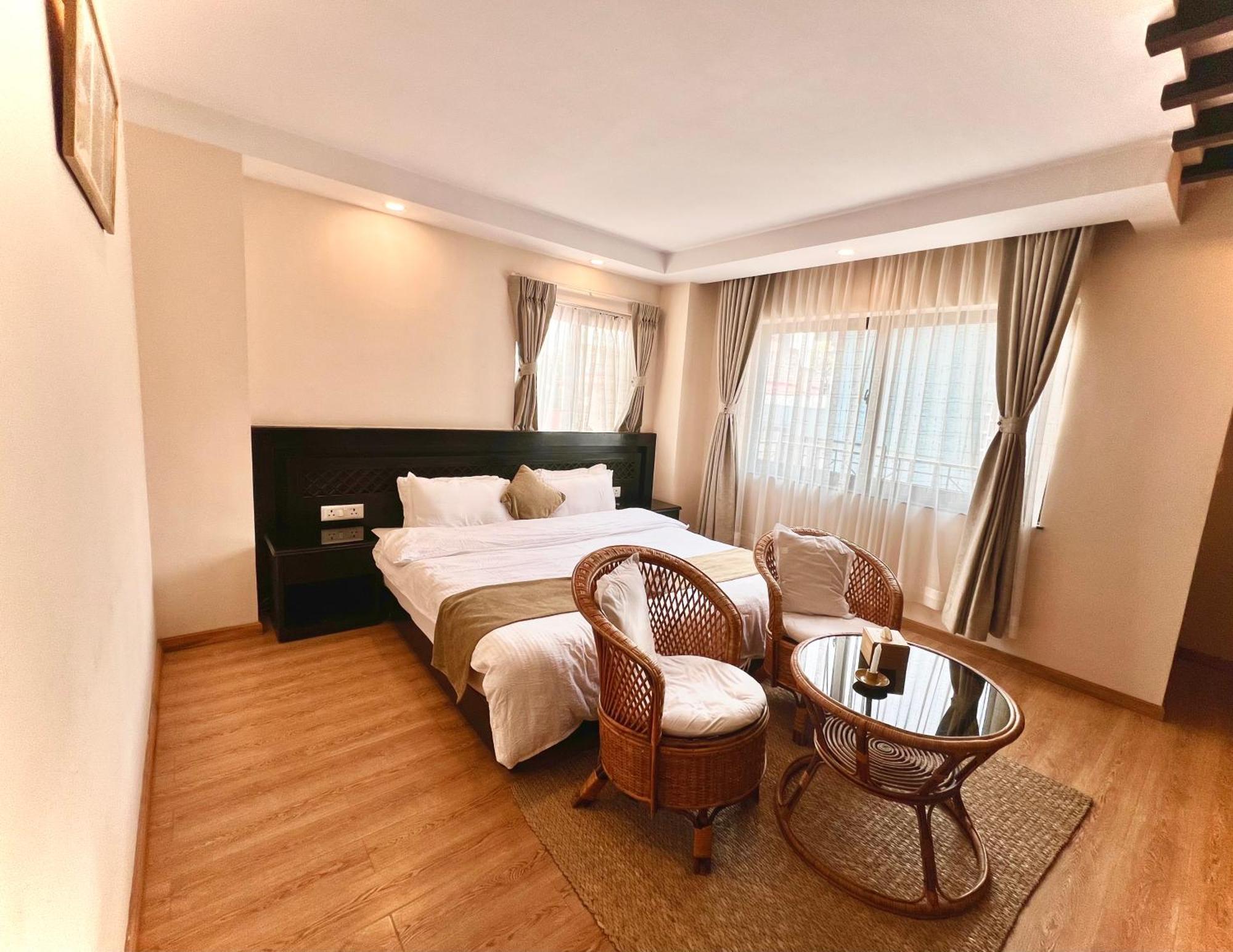 Pancha Buddha Service Apartments And Rooms 카트만두 외부 사진